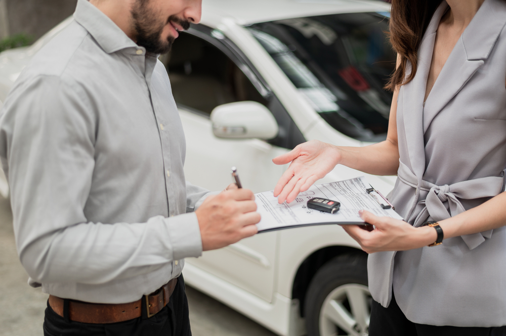 comment trouver un contrat auto de courte durée